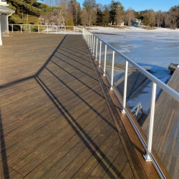Installation of aluminum railings for swimming pools